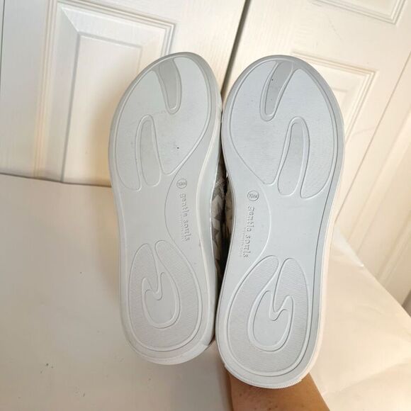 Gentle Souls by Kenneth Cole Lowe Star Low Top Slip On Double Zip Loafer Sneaker - Picture 10 of 10